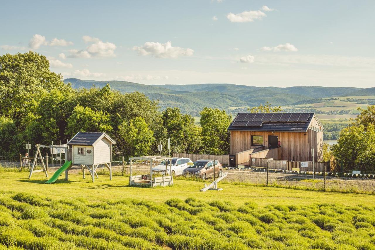 Natura Hill Panzió&Slow Food Fine Bistro Hotel Zebegény Exterior foto